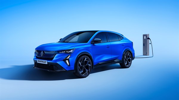 Renault Rafale E-Tech hybrid - punjenje