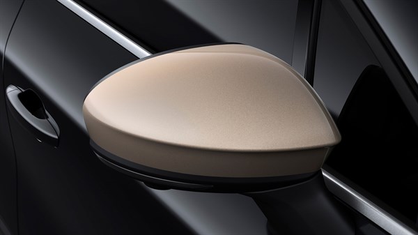 Renault Symbioz E-Tech full hybrid - poklopci bočnih retrovizora u boji