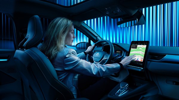 Renault Captur E-Tech full hybrid - navigacija u stvarnom vremenu