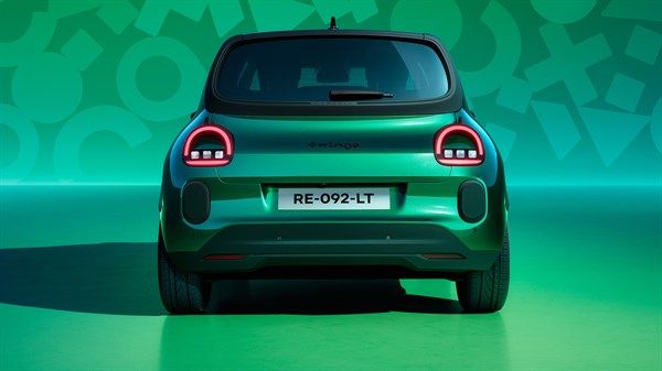 i naprijed i pozadi - Renault Twingo E-Tech electric