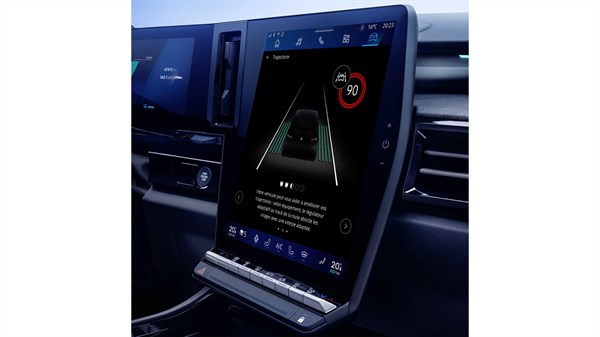 Renault Rafale E-Tech hybrid - safety score i safety coach